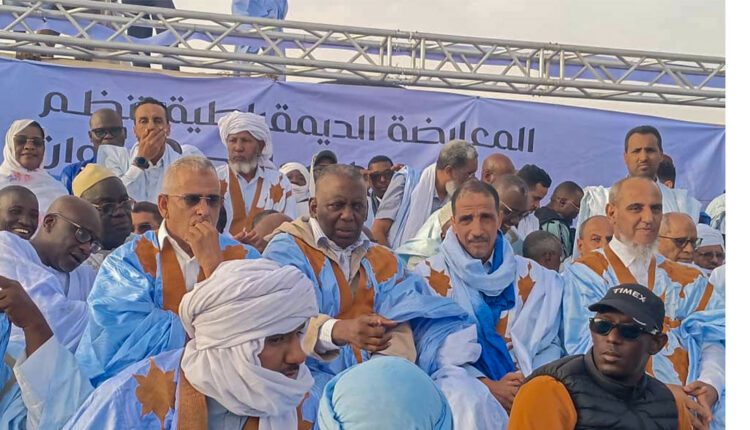 أحزاب سياسية معارضة تنظم مهرجانا شعبيا في نواذيبو