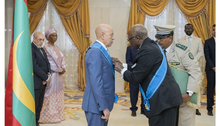 توشيح رئيس الجمهورية بأرفع وسام تمنحه الجمعية البرلمانية للفرانكفونية